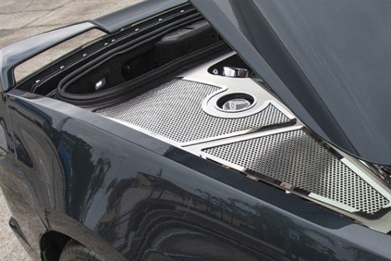 2020-26 C8 Corvette Brushed Stainless Fender Covers w/Polished Perforated Inserts